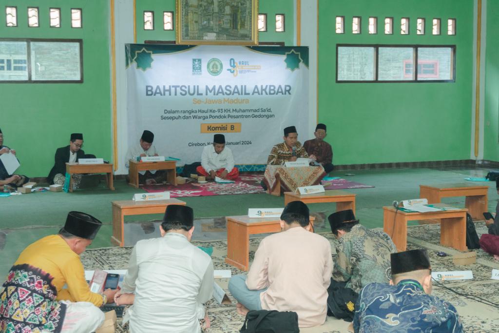 Caption: Bahtsul Masail NU Jawa-Madura di Ponpes Gedongan Kabupaten Cirebon. Foto: Ist